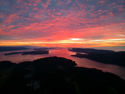 Pender Island - Dockside Realty - Trincomali Channel