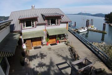 Hope Bay Store, Pender Island, BC